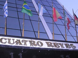 Hotel Cuatro Reyes - 30%